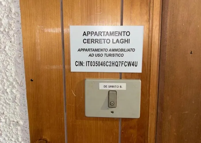 Appartamento Cerreto Laghi شقة